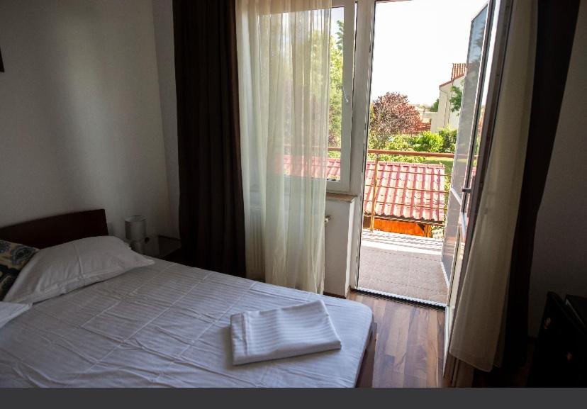 Hotel Vila Jean Bart Mangalia Exteriér fotografie