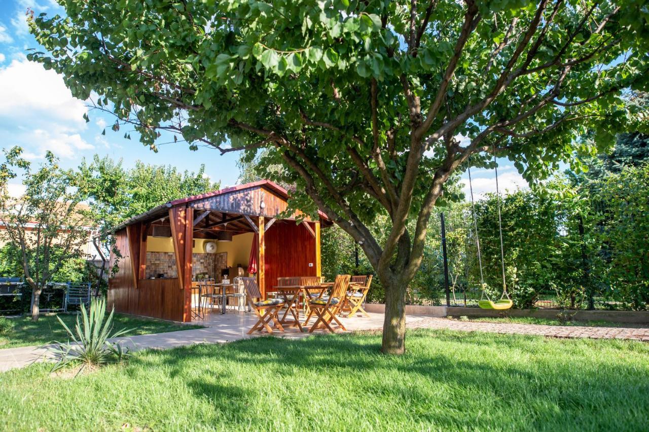 Hotel Vila Jean Bart Mangalia Exteriér fotografie